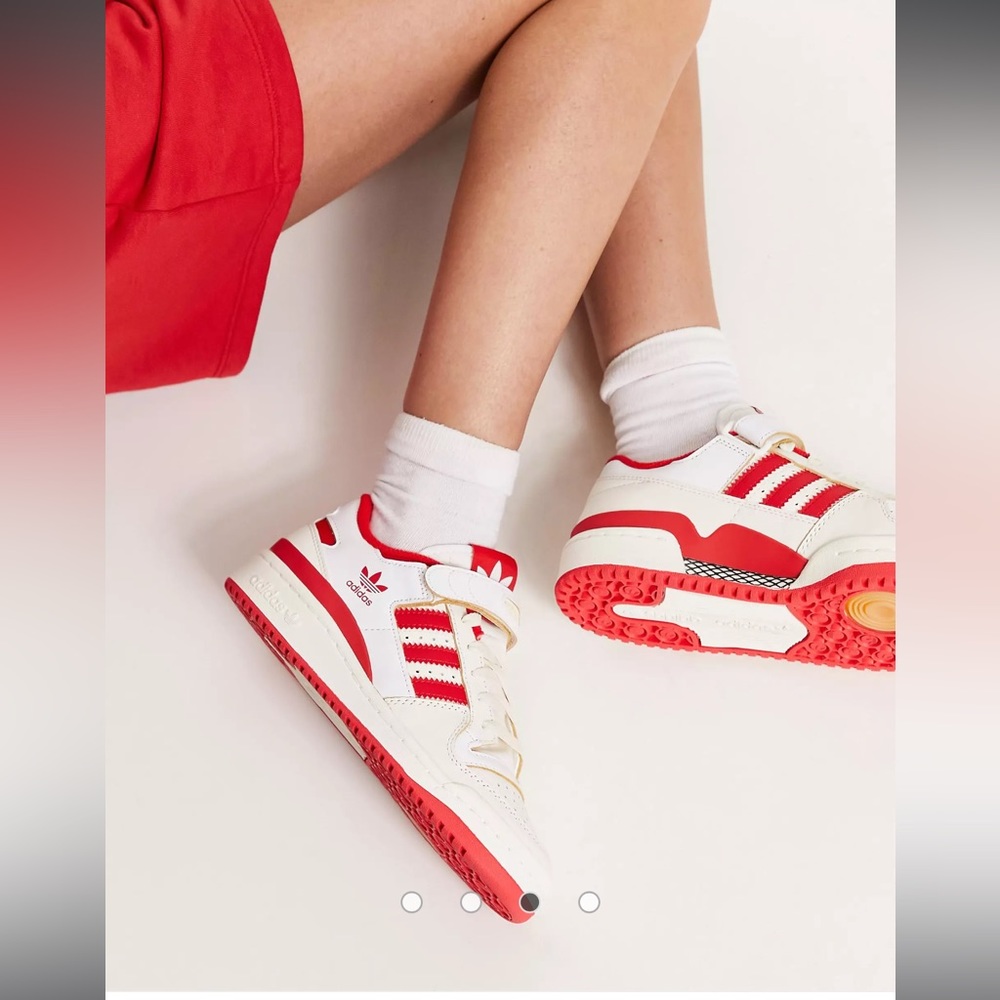 Adidas Originals forum 84 low sneakers